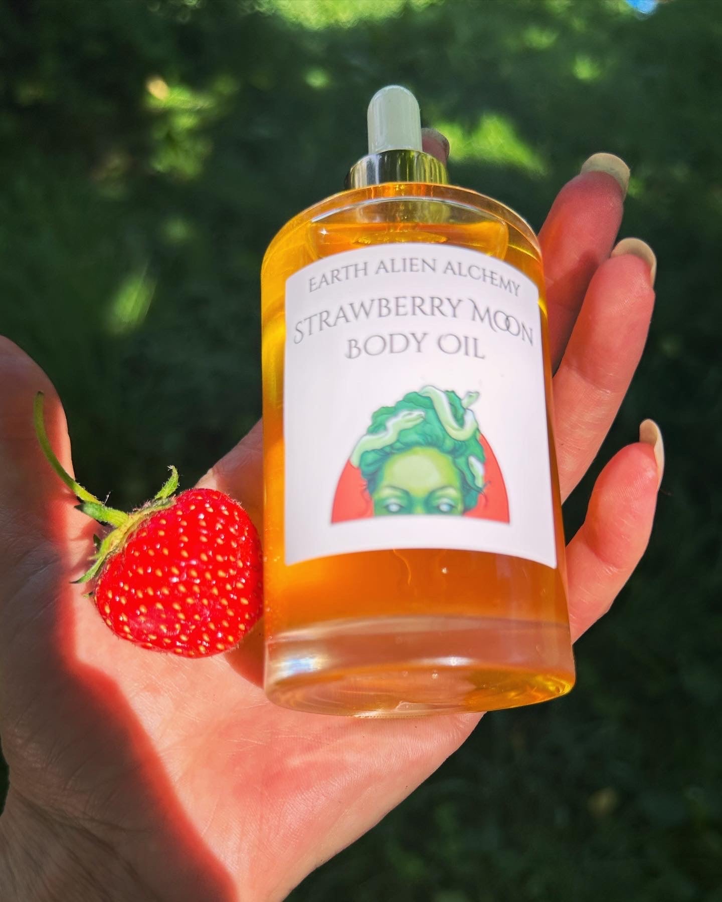 Strawberry Moon Body Oil